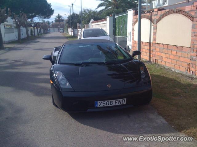 Lamborghini Gallardo spotted in Empuriabrava, Spain