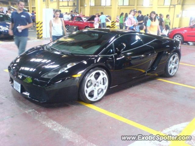 Lamborghini Gallardo spotted in Unknown City, Costa Rica