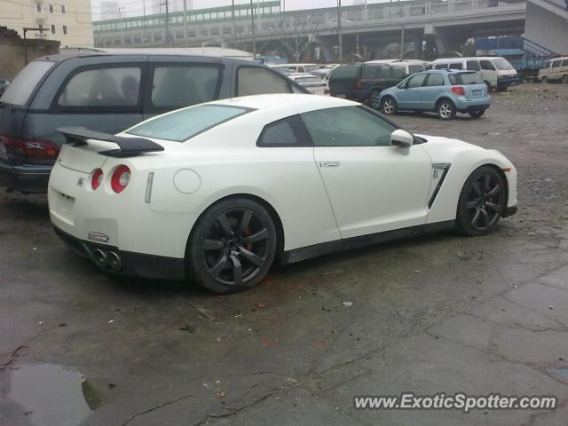 Nissan Skyline spotted in Shanghai, China