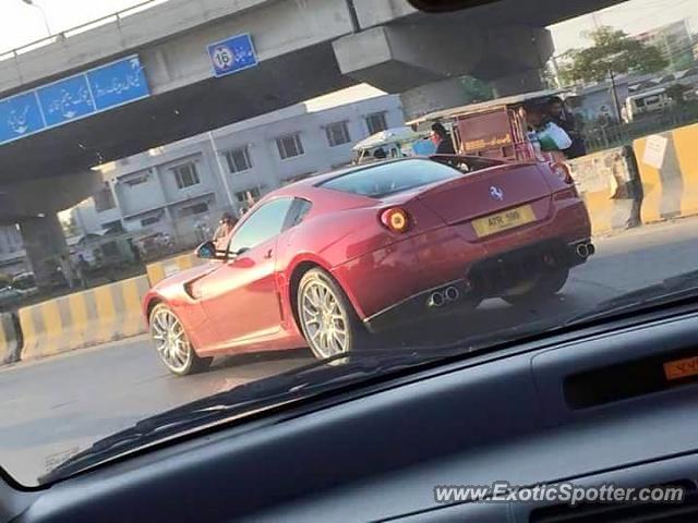 Ferrari 599GTB spotted in Lahore, Pakistan