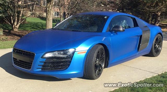 Audi R8 spotted in Deerfield, Illinois