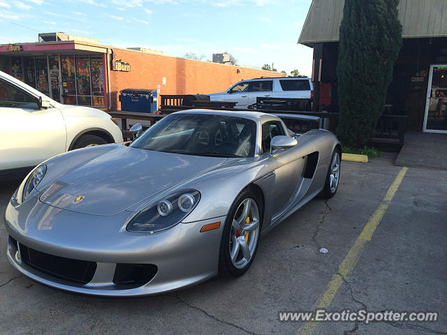 Porsche Carrera GT spotted in Houston, Texas