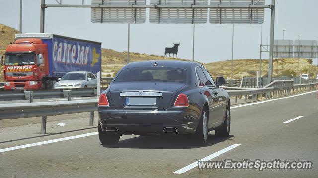 Rolls-Royce Ghost spotted in Highway A-31, Spain