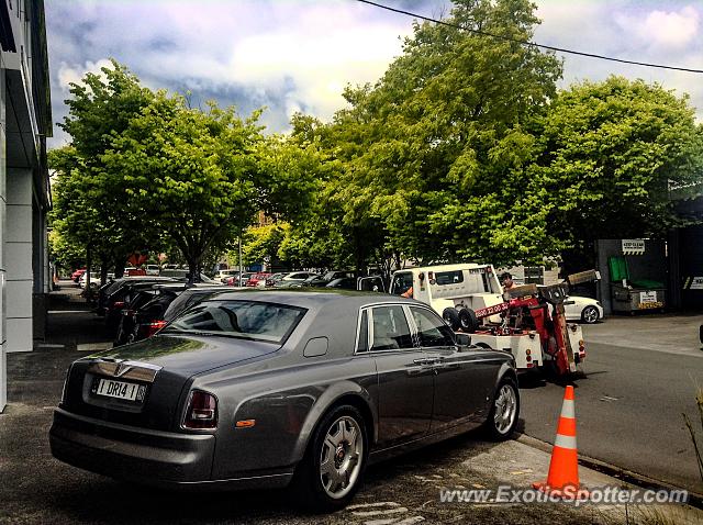 Rolls-Royce Phantom spotted in Auckland, New Zealand
