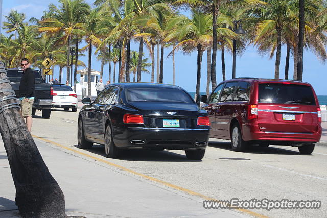 Bentley Flying Spur spotted in Fort Lauderdale, Florida
