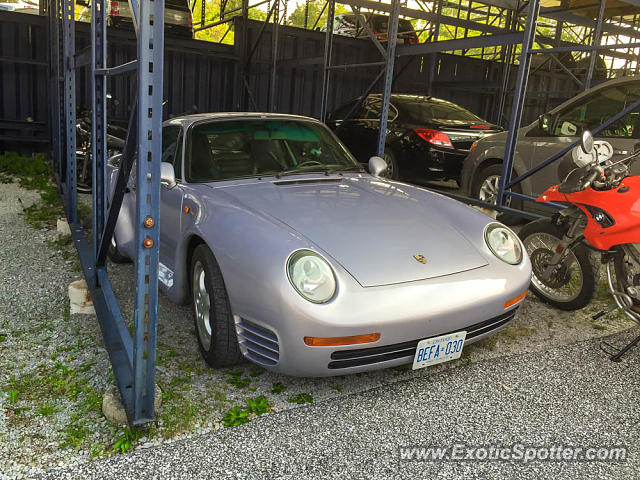 Porsche 959 spotted in Honey Harbor, Canada