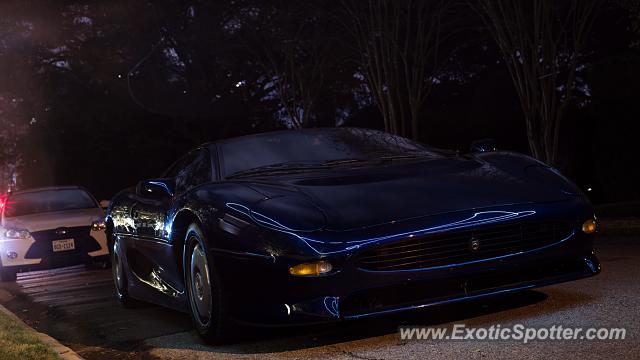Jaguar XJ220 spotted in Houston, Texas
