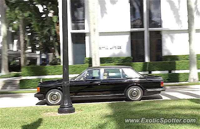 Rolls-Royce Silver Spur spotted in Palm Beach, Florida