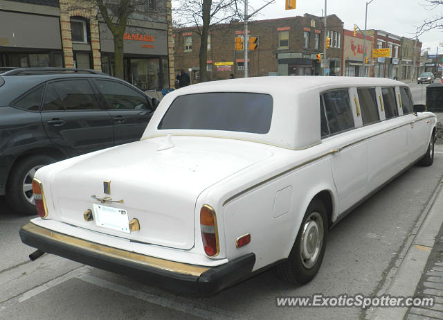 Rolls-Royce Silver Shadow spotted in London, Ontario, Canada