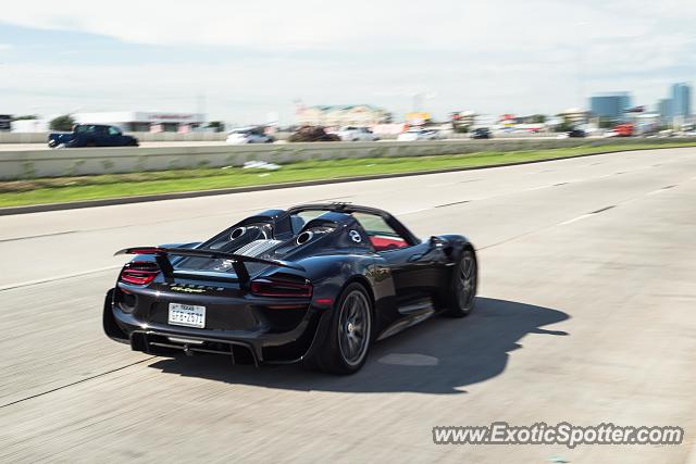 Porsche 918 Spyder spotted in Houston, Texas