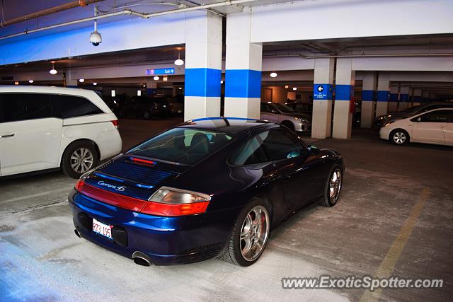 Porsche 911 spotted in Chicago, Illinois