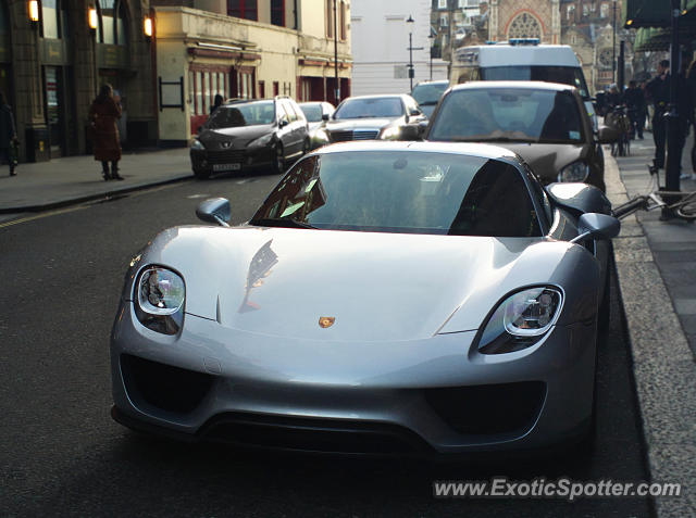 Porsche 918 Spyder spotted in LONDON, United Kingdom