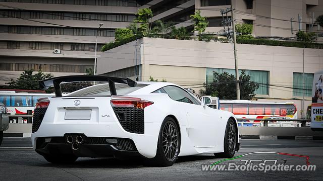 Lexus LFA spotted in Makati, Philippines