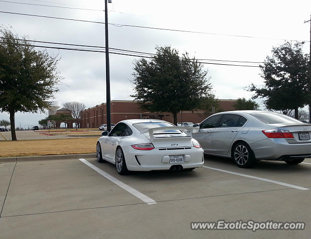 Porsche 911 GT3 spotted in Mansfield, Texas