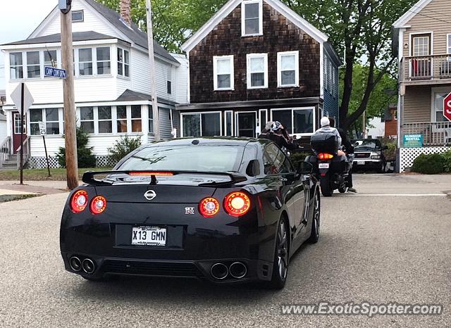 Nissan GT-R spotted in OOB, Maine