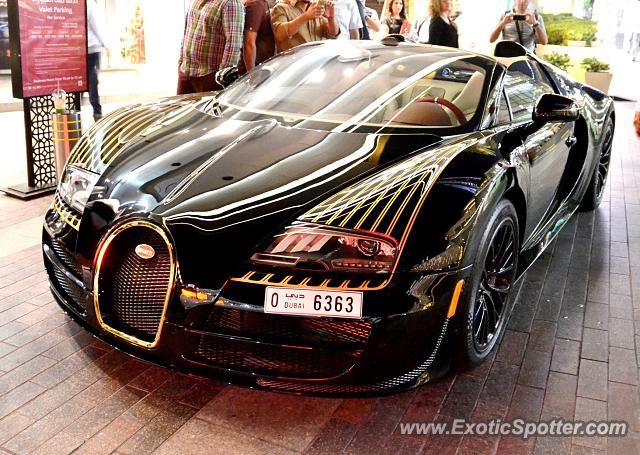 Bugatti Veyron spotted in Dubai, United Arab Emirates