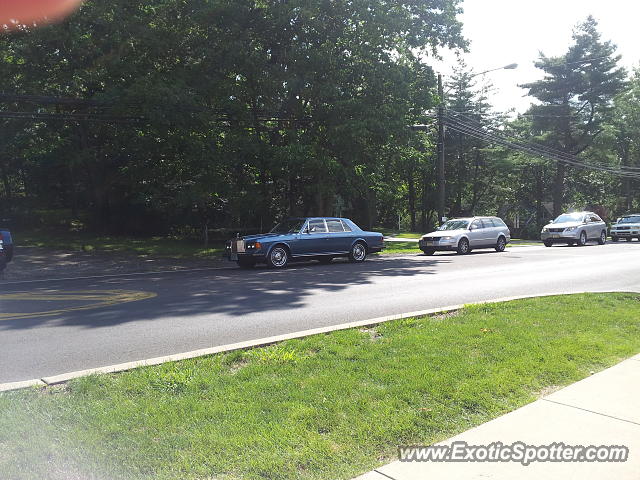 Rolls-Royce Silver Spirit spotted in New Hope, Pennsylvania