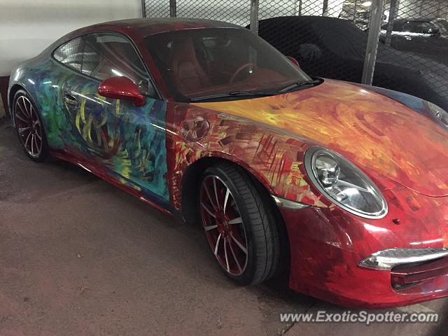 Porsche 911 spotted in Paris, France