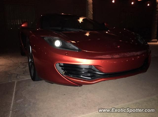 Mclaren MP4-12C spotted in Albuquerque, New Mexico
