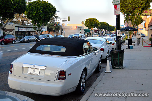 Rolls-Royce Phantom spotted in Northridge, California
