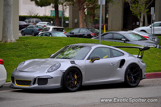 Porsche 911 GT3 spotted in Santa Ana, California