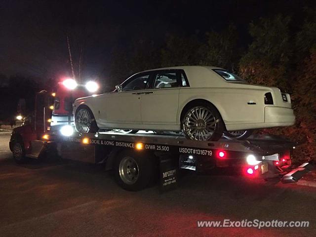 Rolls-Royce Phantom spotted in Suffolk, New York