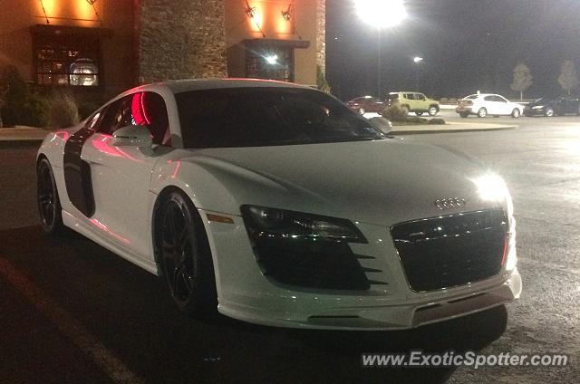 Audi R8 spotted in Pittsburgh, Pennsylvania