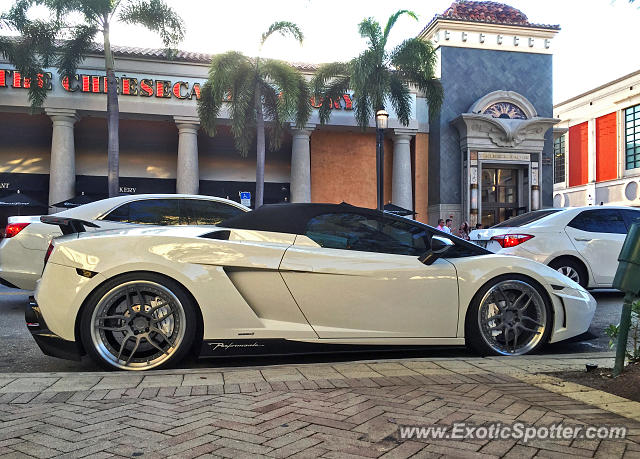 Lamborghini Gallardo spotted in Palm Beach, Florida