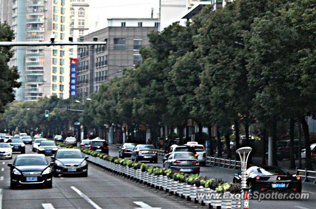 Ferrari 458 Italia spotted in Shanghai, China