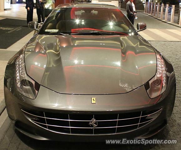 Ferrari FF spotted in Shanghai, China