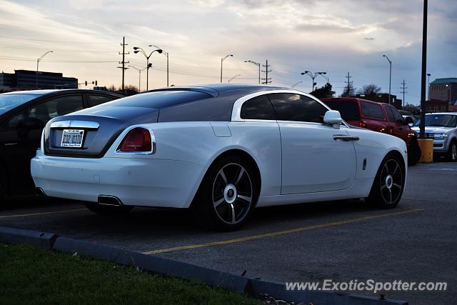 Rolls-Royce Wraith spotted in Downers Grove, Illinois