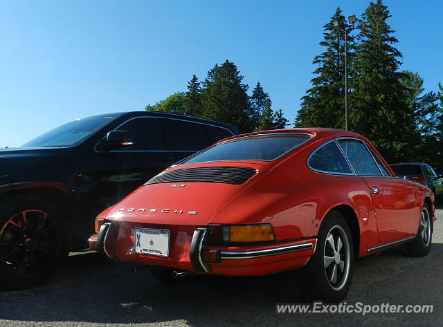 Porsche 911 spotted in London, Ontario, Canada