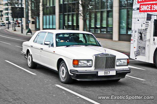 Rolls-Royce Silver Spur spotted in London, United Kingdom