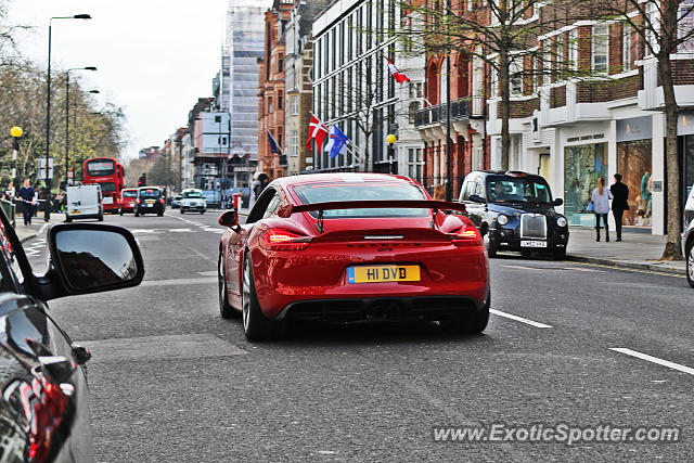 Porsche Cayman GT4 spotted in London, United Kingdom