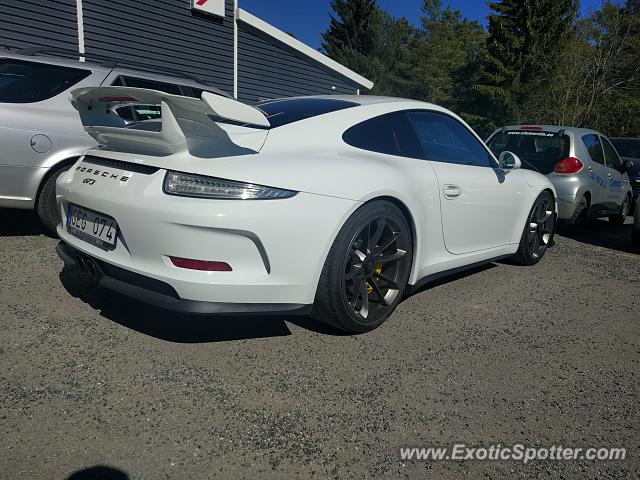 Porsche 911 GT3 spotted in Lidingö, Sweden