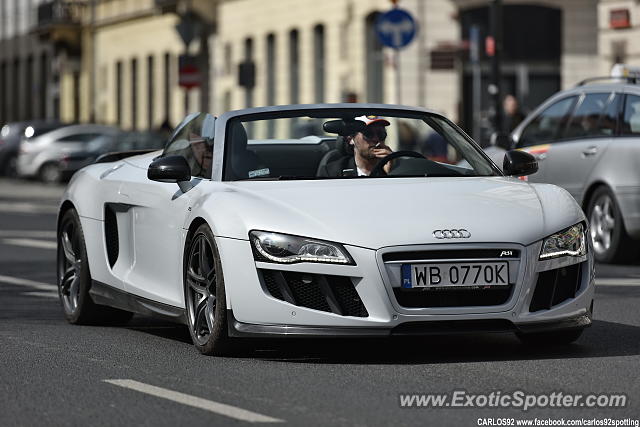 Audi R8 spotted in Warsaw, Poland