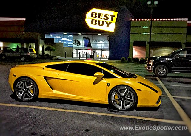 Lamborghini Gallardo spotted in Springfield, Missouri