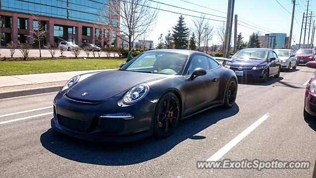 Porsche 911 GT3 spotted in Richmond Hill, Canada