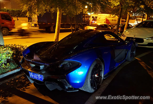 Mclaren P1 spotted in Shanghai, China
