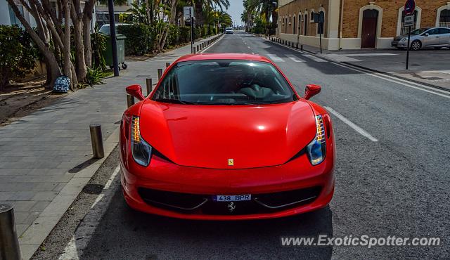 Ferrari 458 Italia spotted in Alicante, Spain