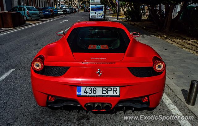 Ferrari 458 Italia spotted in Alicante, Spain