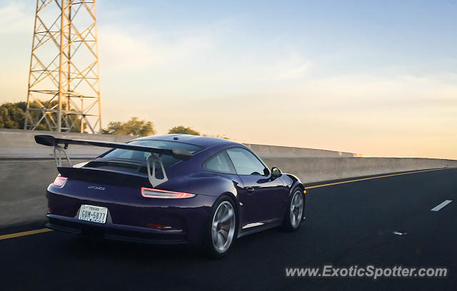 Porsche 911 GT3 spotted in Dallas, Texas