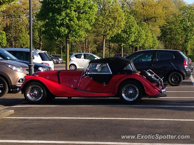 Morgan Aero 8 spotted in Maasmechelen, Belgium