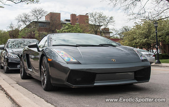 Lamborghini Gallardo spotted in Hinsdale, Illinois