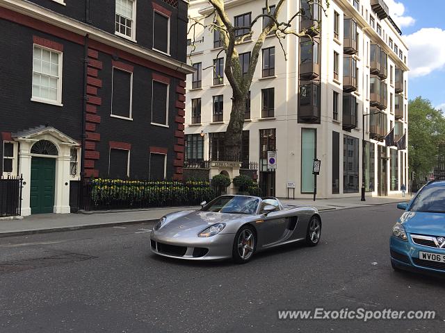 Porsche Carrera GT spotted in London, United Kingdom