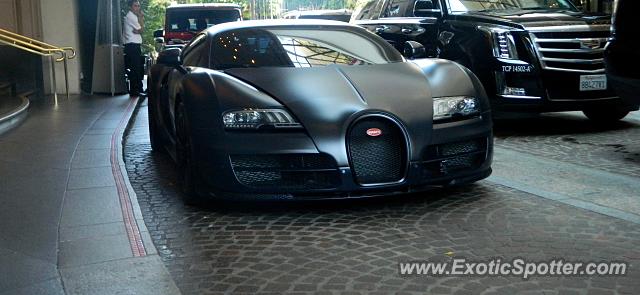Bugatti Veyron spotted in Beverly hills, California