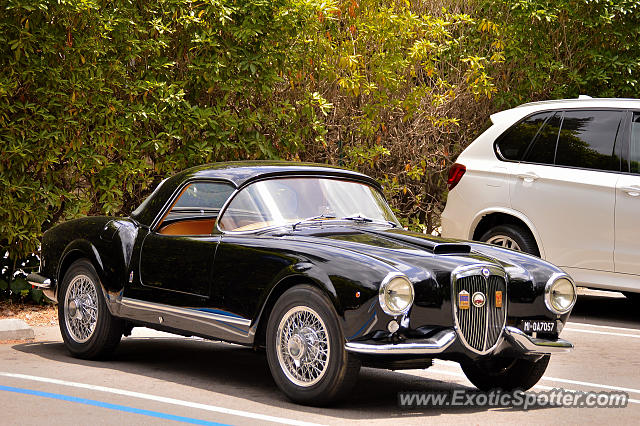 Other Vintage spotted in Beverly Hills, California