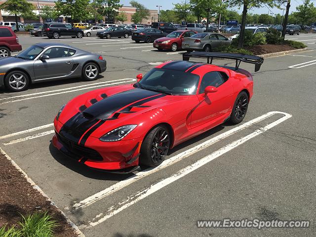 Dodge Viper spotted in Princeton, New Jersey