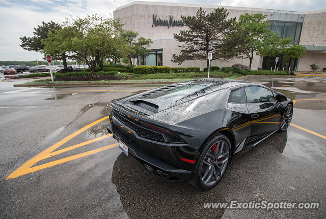 Lamborghini Huracan spotted in Northbrook, Illinois
