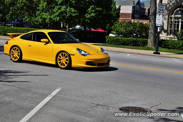 Porsche 911 GT3 spotted in Winnetka, Illinois
